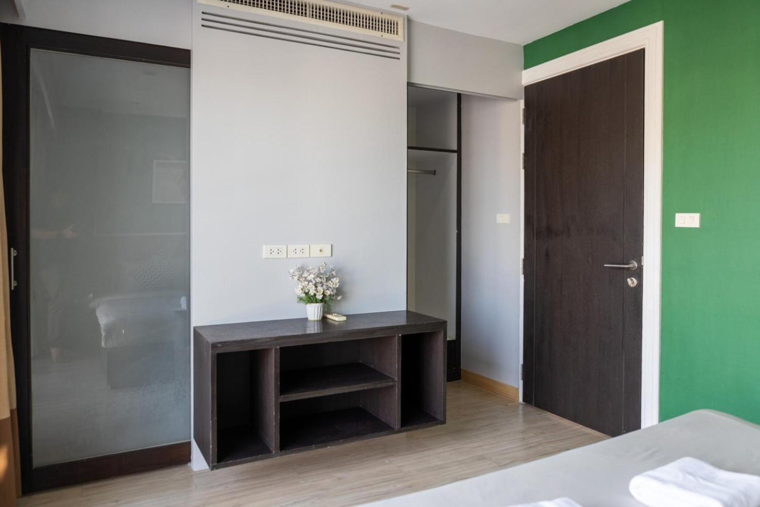 P Villa Lamoon Thonglor バンコク都 エクステリア 写真