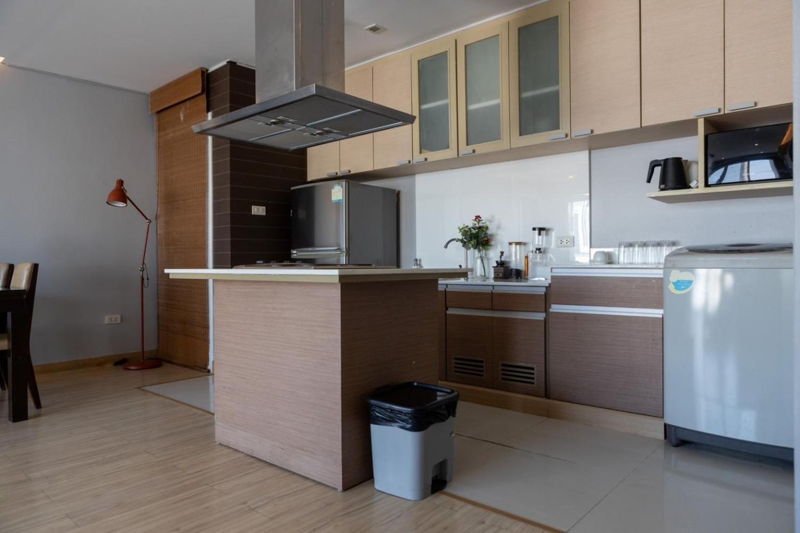 P Villa Lamoon Thonglor バンコク都 エクステリア 写真