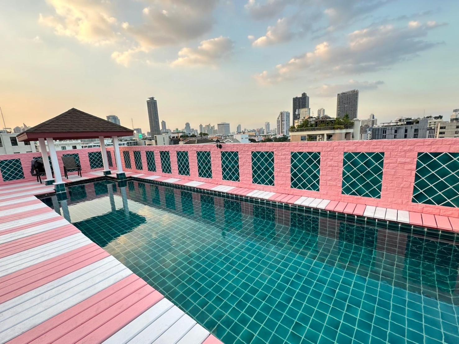 P Villa Lamoon Thonglor バンコク都 エクステリア 写真